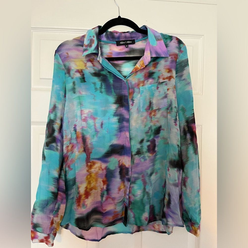 Alex + Alex Blouse. Size Medium.